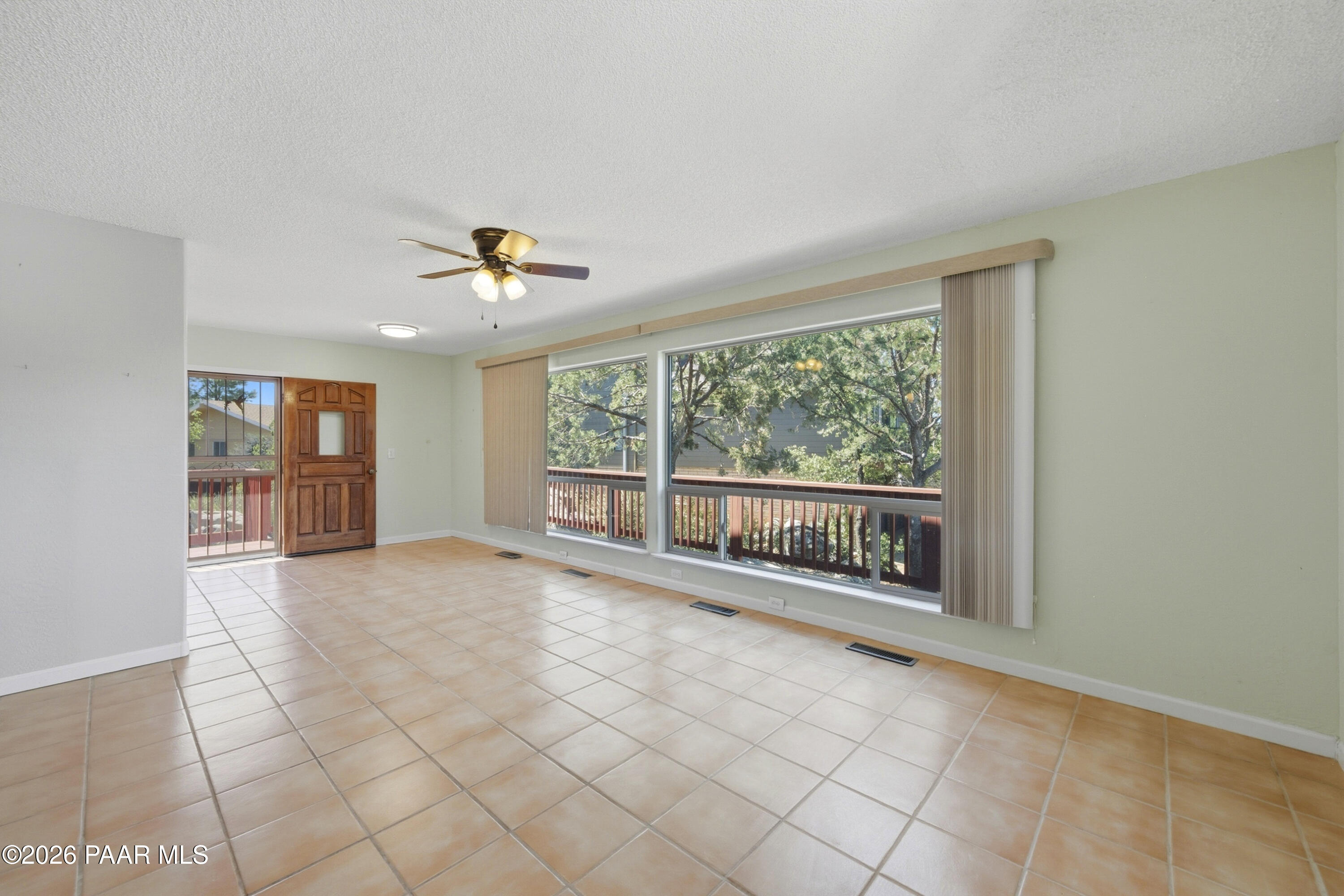 1775 Grandview Road Prescott, AZ 86305 - Photo 10 of 42 a view of an empty room with a window