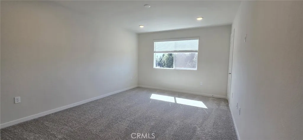 9525 Hannah Way Riverside, CA 92504 - Photo 4 of 12