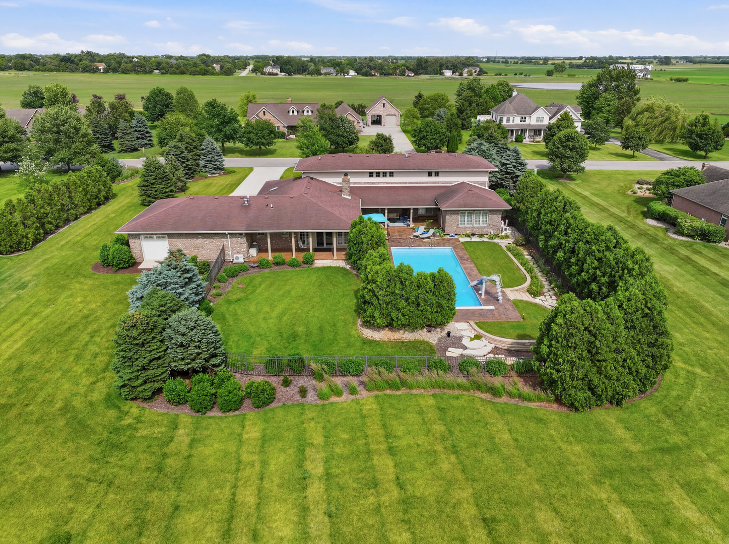 24104 Old Farm Road Manhattan, IL 60442 - Photo 2 of 51
