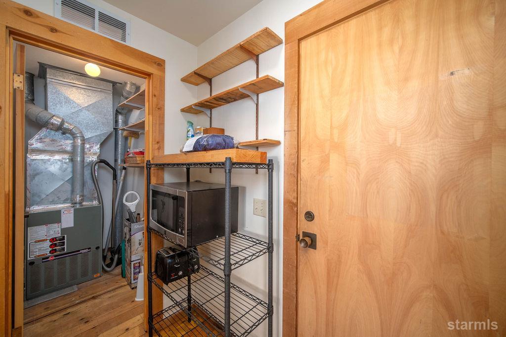 2117 Cascade Road South Lake Tahoe, CA 96150 - Photo 46 of 50