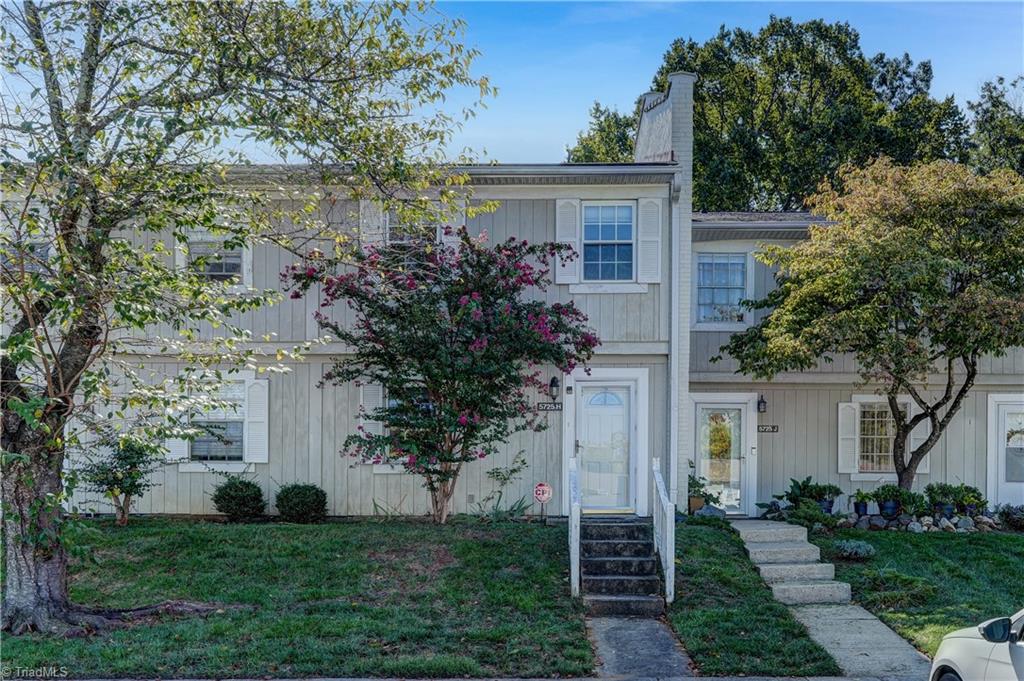 5725 Bramblegate Road, Unit H Greensboro, NC 27409 - Photo 1 of 20 Gallery Image 1
