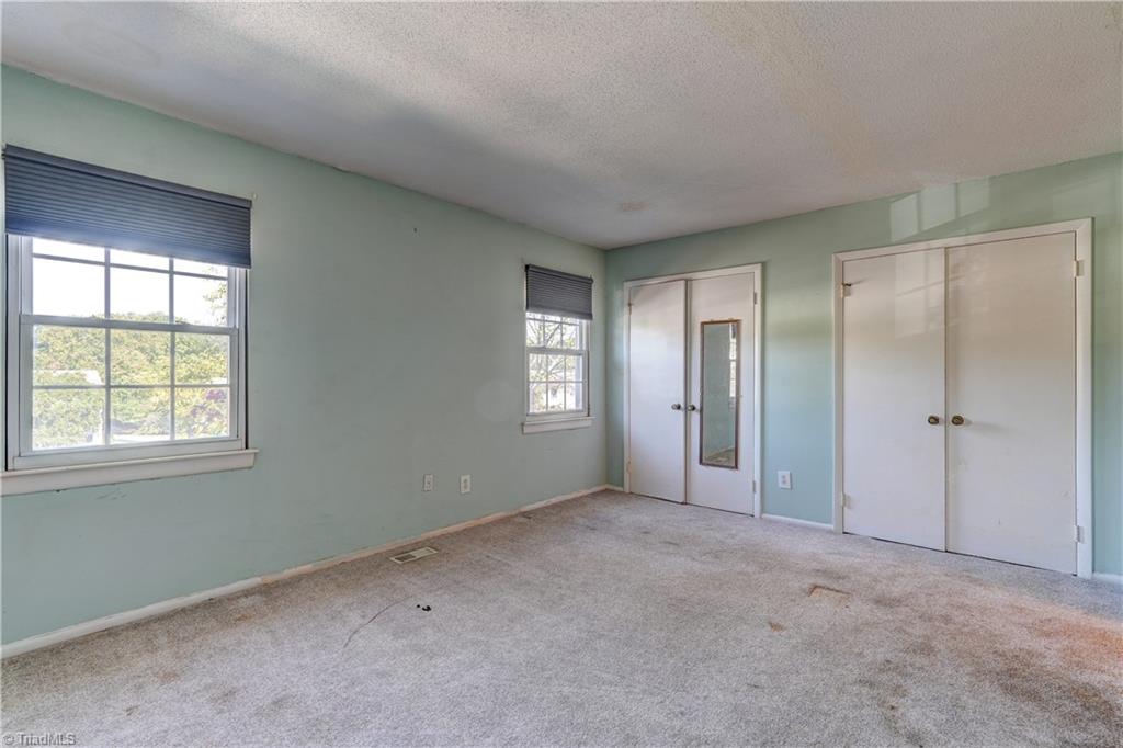 5725 Bramblegate Road, Unit H Greensboro, NC 27409 - Photo 15 of 20 Gallery Image 15