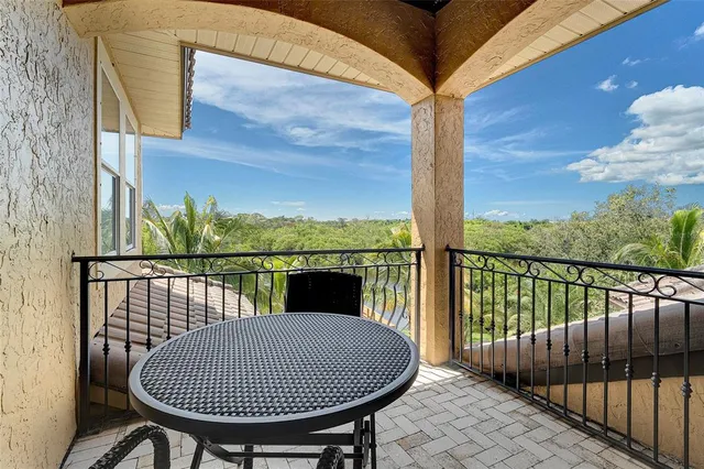 $2,250,000 | 8707 Silverthorn Road, Seminole, FL 33777