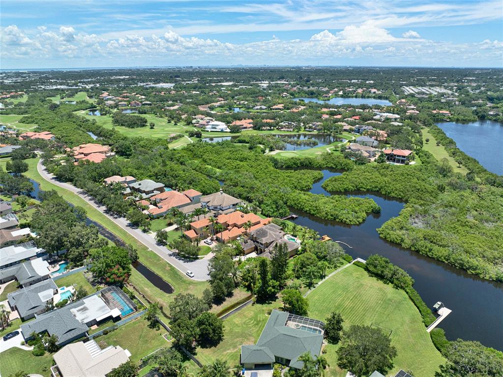 8707 Silverthorn Road Seminole, FL 33777 - Photo 39 of 58