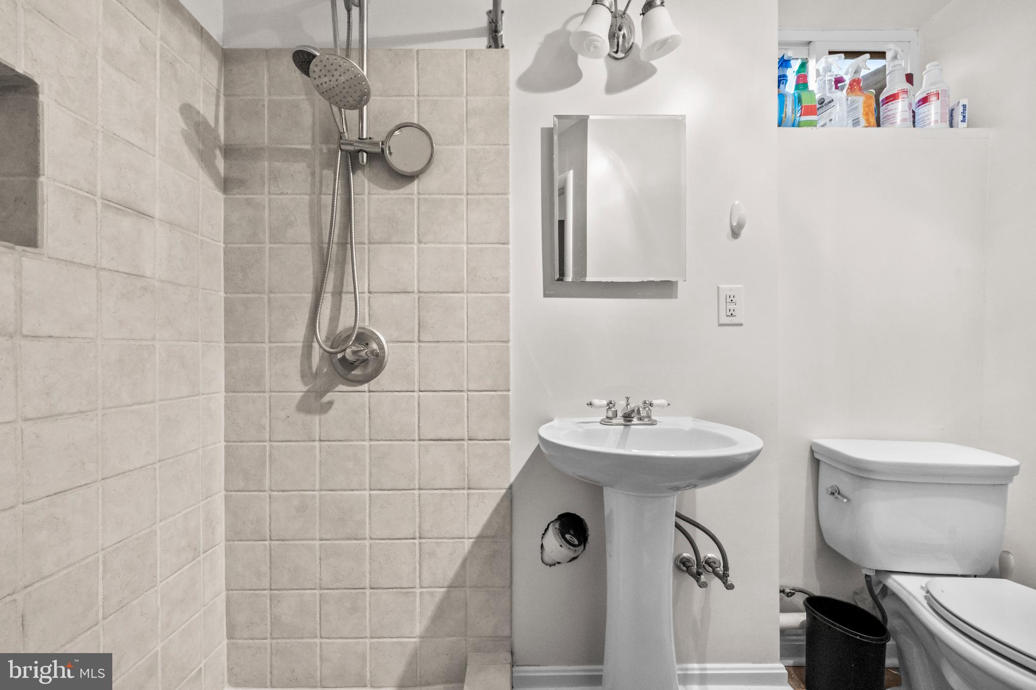 6058 Old Telegraph Road Alexandria, VA 22310 - Photo 38 of 44