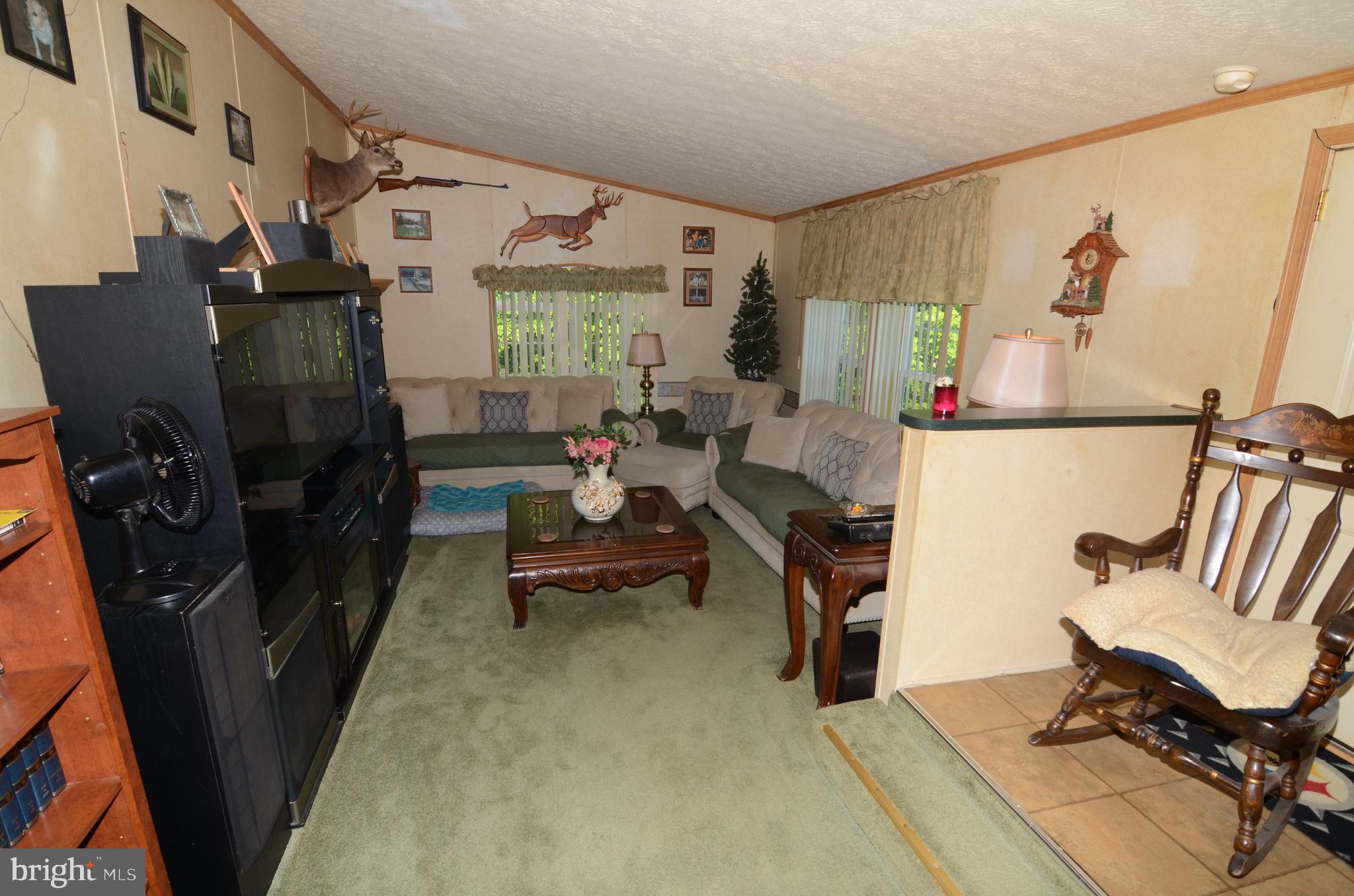 22 Powerline Road Boyertown, PA 19512 - Photo 15 of 30 Living Room
