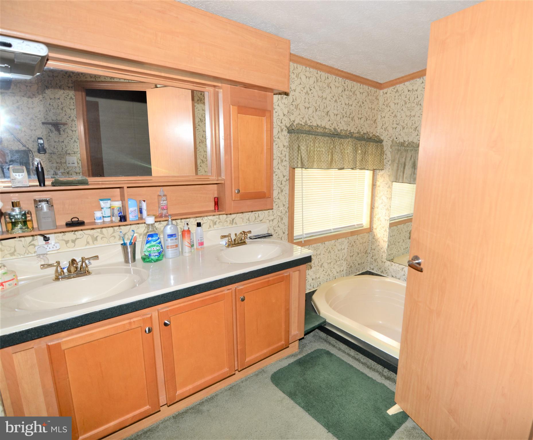 22 Powerline Road Boyertown, PA 19512 - Photo 19 of 30 Master Bathroom with dual vanity, shower, and tub