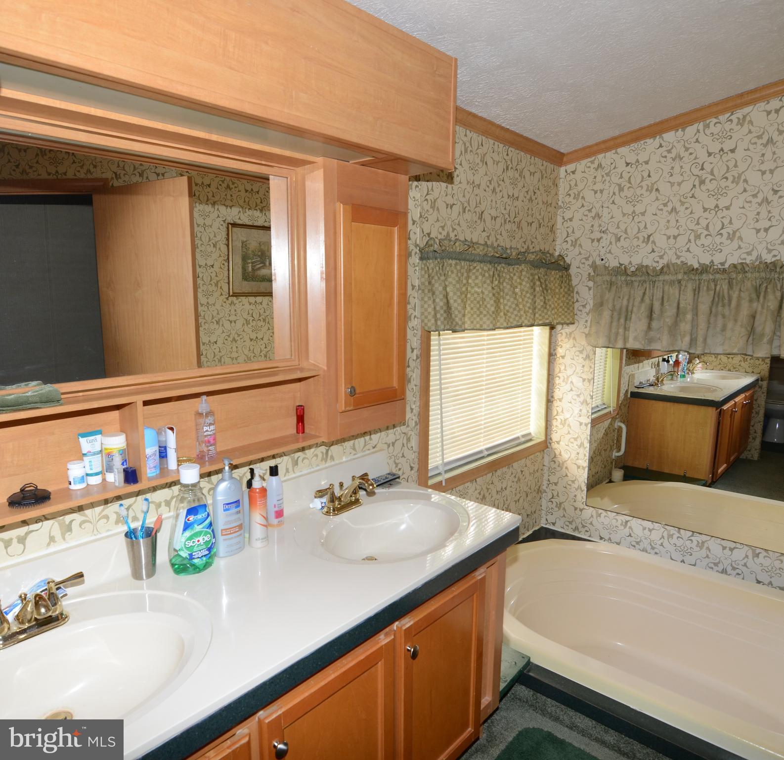 22 Powerline Road Boyertown, PA 19512 - Photo 20 of 30 Master Bathroom with dual vanity, shower, and tub
