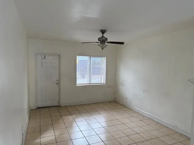 $1,500 | 405 53rd Street, Unit 405, West Palm Beach, FL 33407