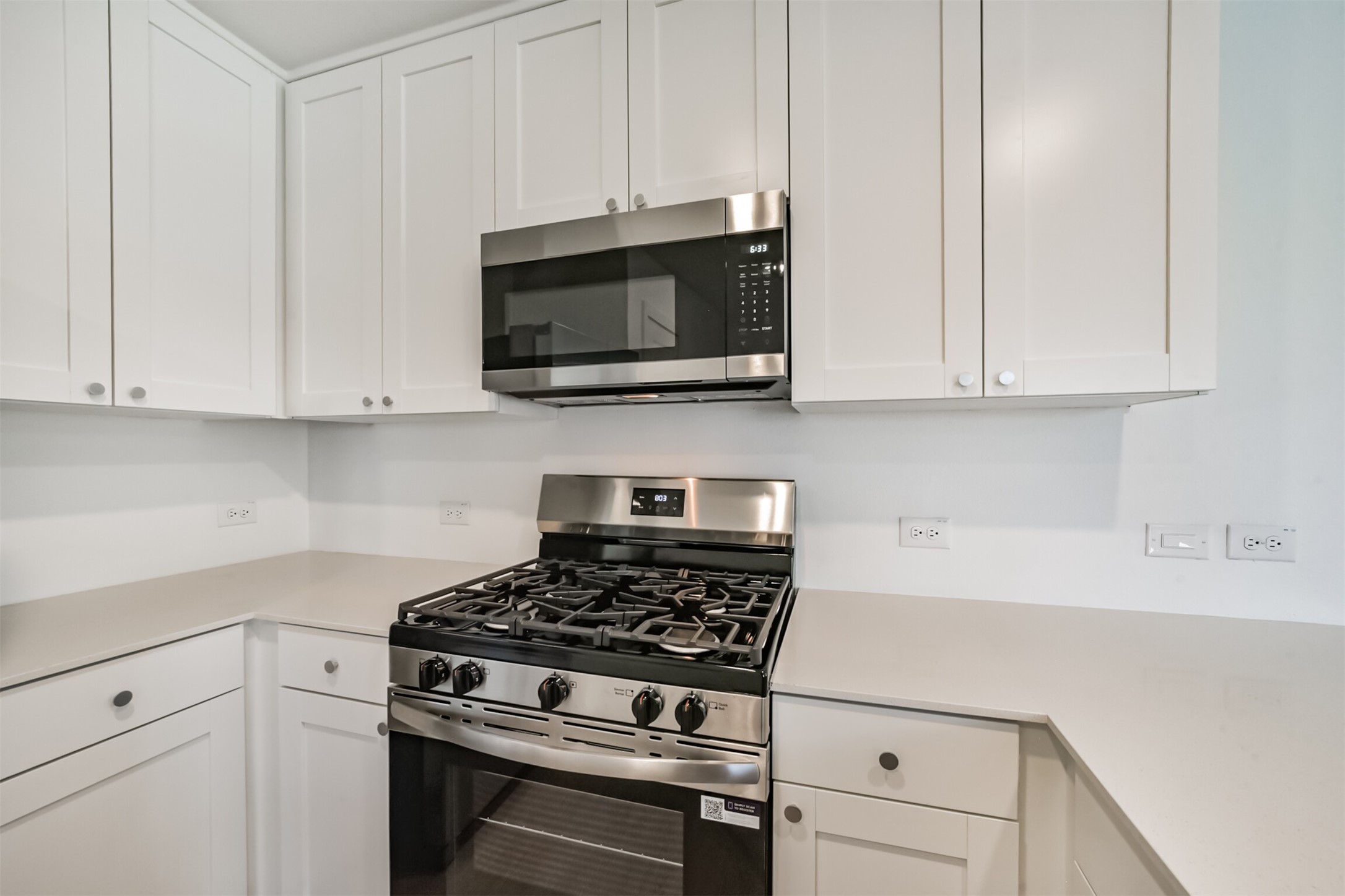648 Burlina Road La Marque, TX 77568 - Photo 14 of 31 Ga stove