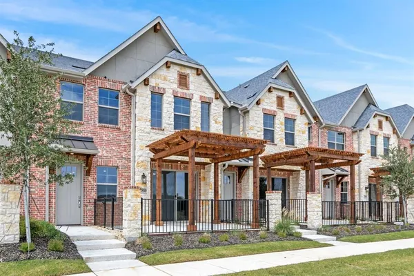 $499,900 | 2880 Enfield, The Colony, TX 75056
