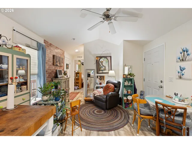 $55,000 | 119 Oak Leaf Lane, Winston, OR 97496