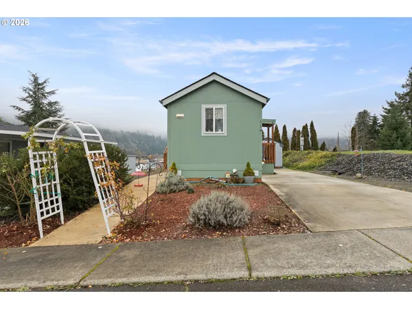 $55,000 | 119 Oak Leaf Lane, Winston, OR 97496