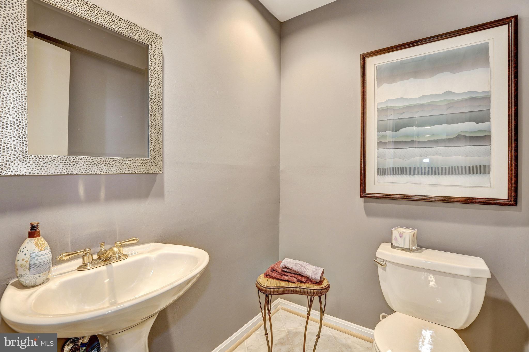 15128 Middlegate Road Silver Spring, MD 20905 - Photo 13 of 30 UPDATED POWDER RM, NEW COMMODE AND PEDESTAL SINK