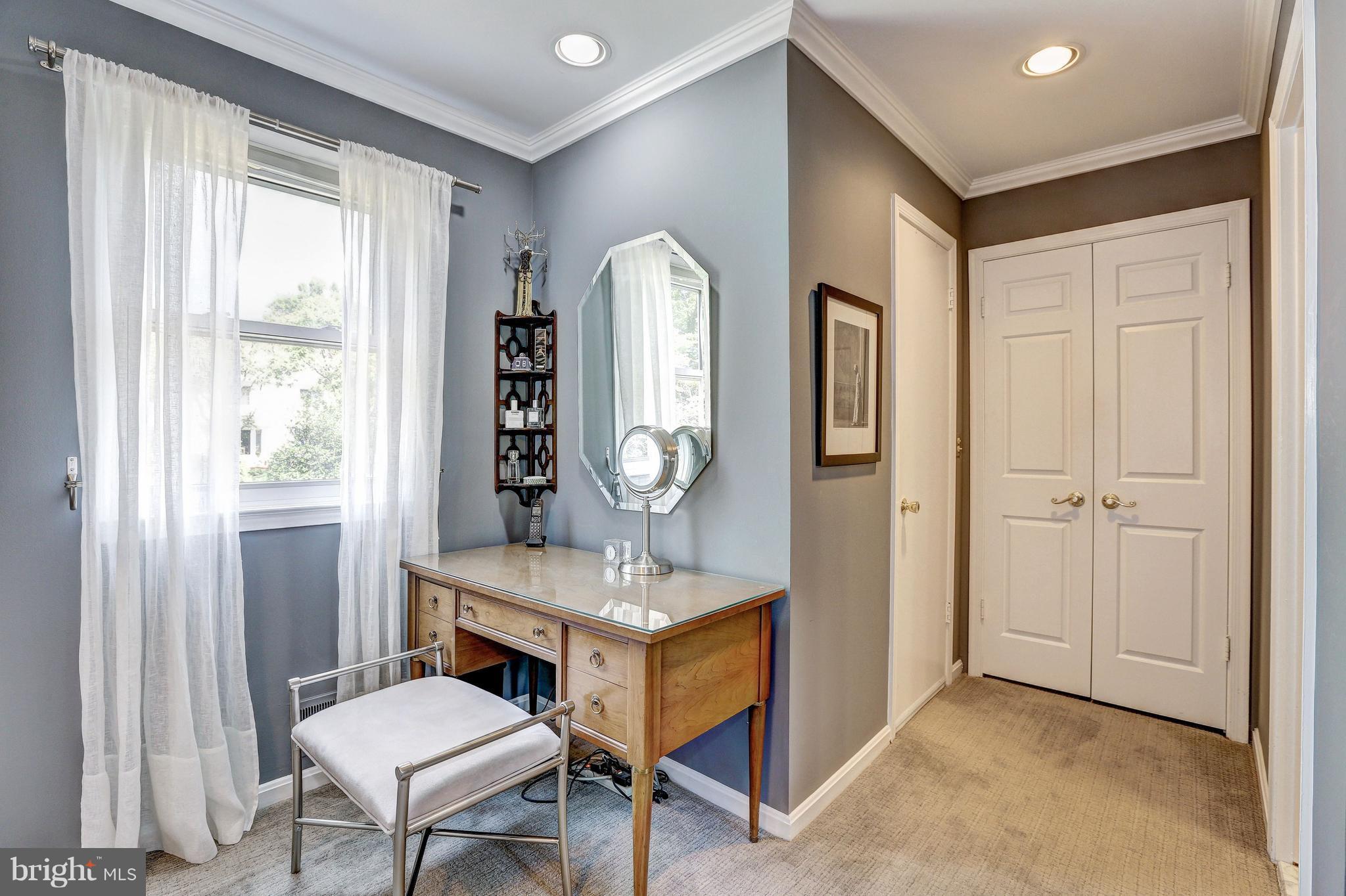 15128 Middlegate Road Silver Spring, MD 20905 - Photo 19 of 30 CUSTOM CLOSETS, RECESSED LIGHTING