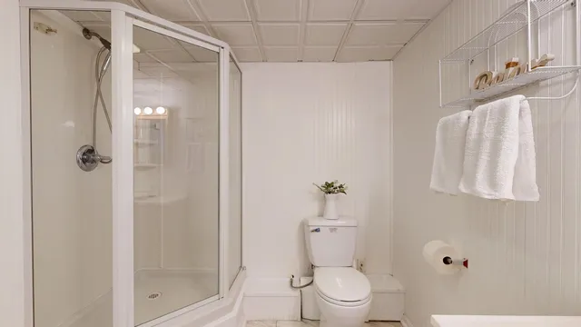 $340,000 | 4 Old Lisbon Road, Lewiston, ME 04240