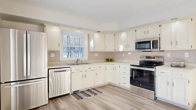 $340,000 | 4 Old Lisbon Road, Lewiston, ME 04240