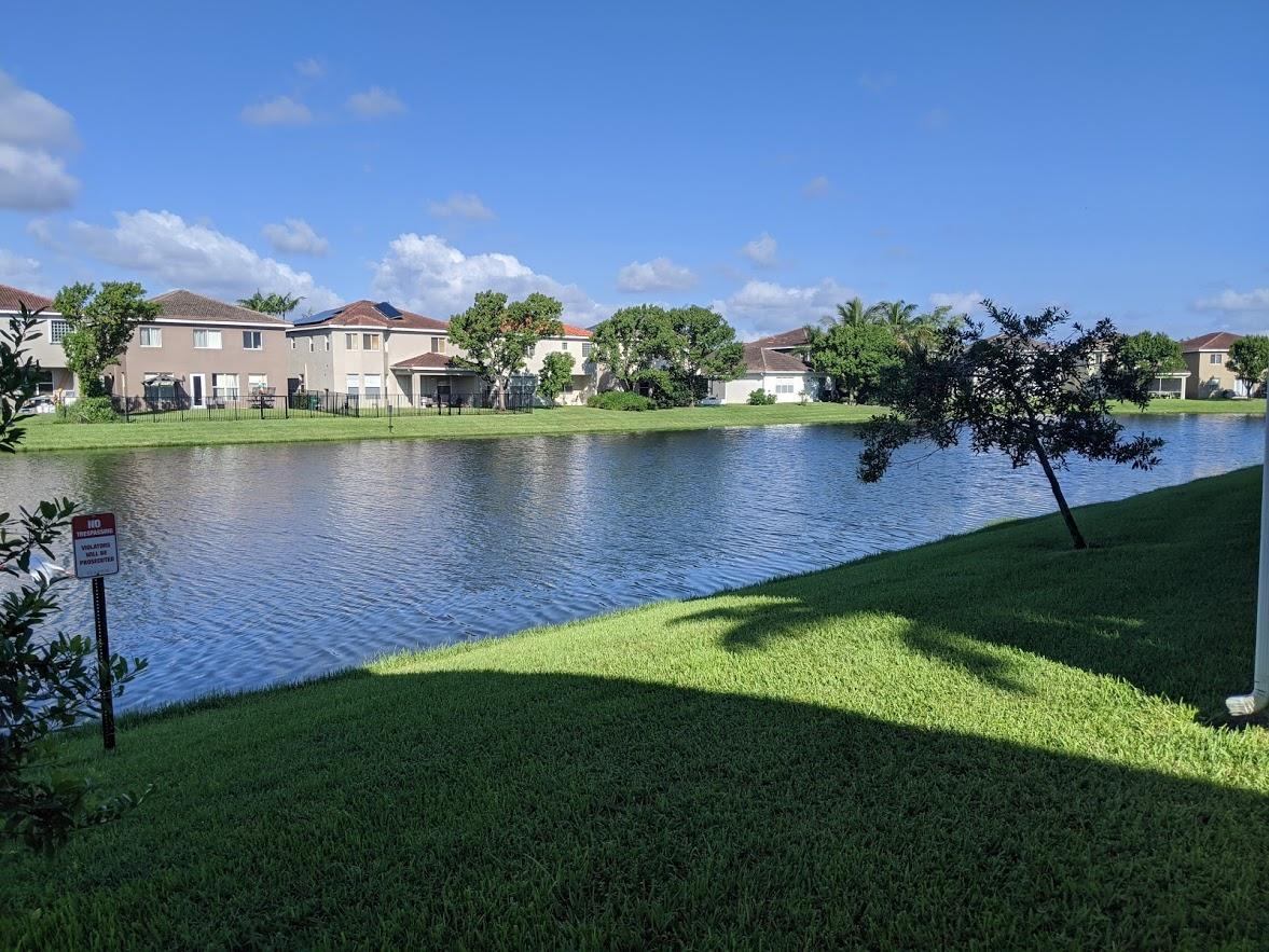 2154 Oakmont Drive Riviera Beach, FL 33404 - Photo 21 of 22 IMG_20201008_100115