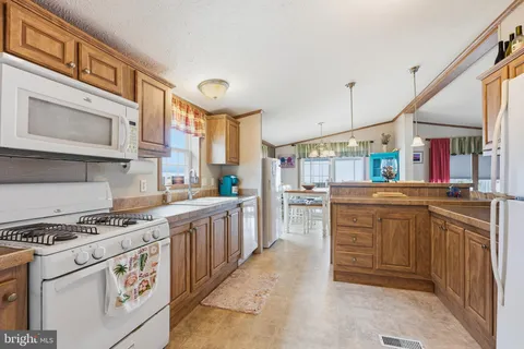 $195,000 | 35688 East Harbor Drive, Unit 53692, Millsboro, DE 19966