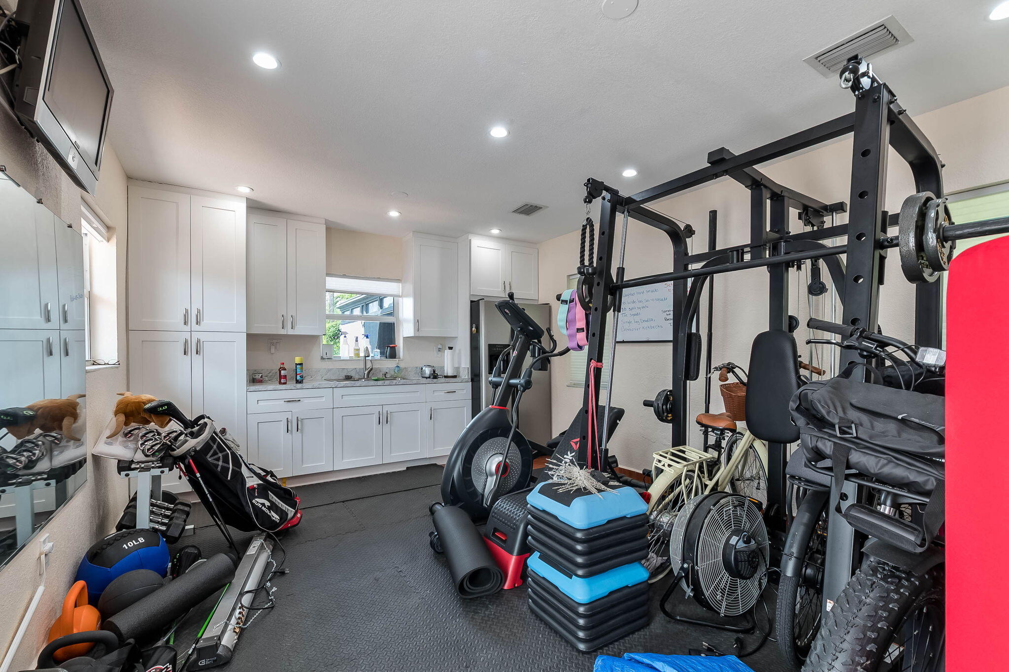 6231 Southwest 94th Avenue Miami, FL 33173 - Photo 33 of 47 a view of a room with gym equipment
