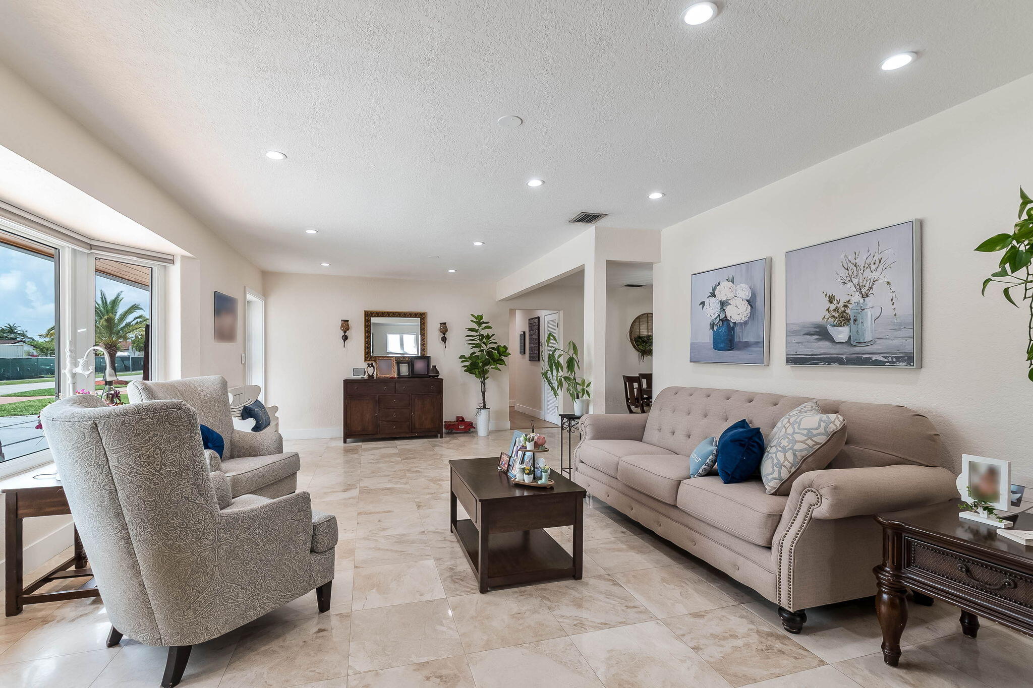 6231 Southwest 94th Avenue Miami, FL 33173 - Photo 8 of 47 a living room with furniture and a wooden floor