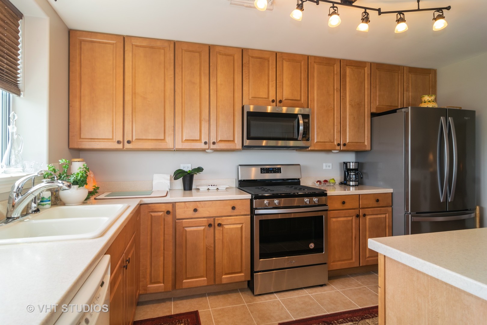 1 Itasca Place, Unit 408 Addison, IL 60143 - Photo 6 of 15