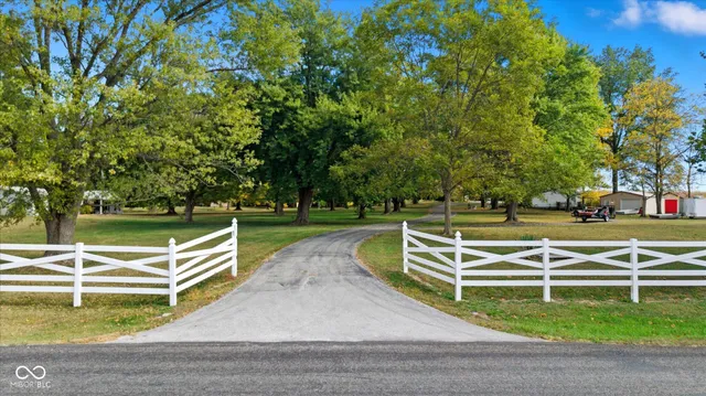 $1 | 6699 South County Road 350 West, Clayton, IN 46118