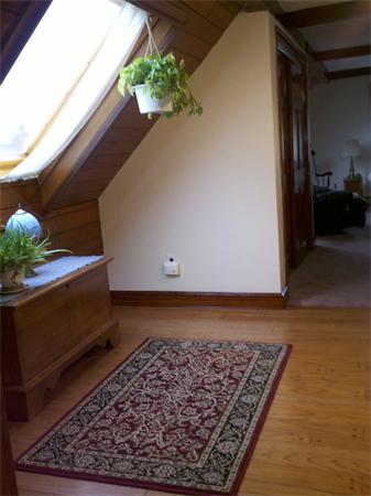 1-3 Rockingham Place Cambridge, MA 02139 - Photo 20 of 23 a view of an entryway
