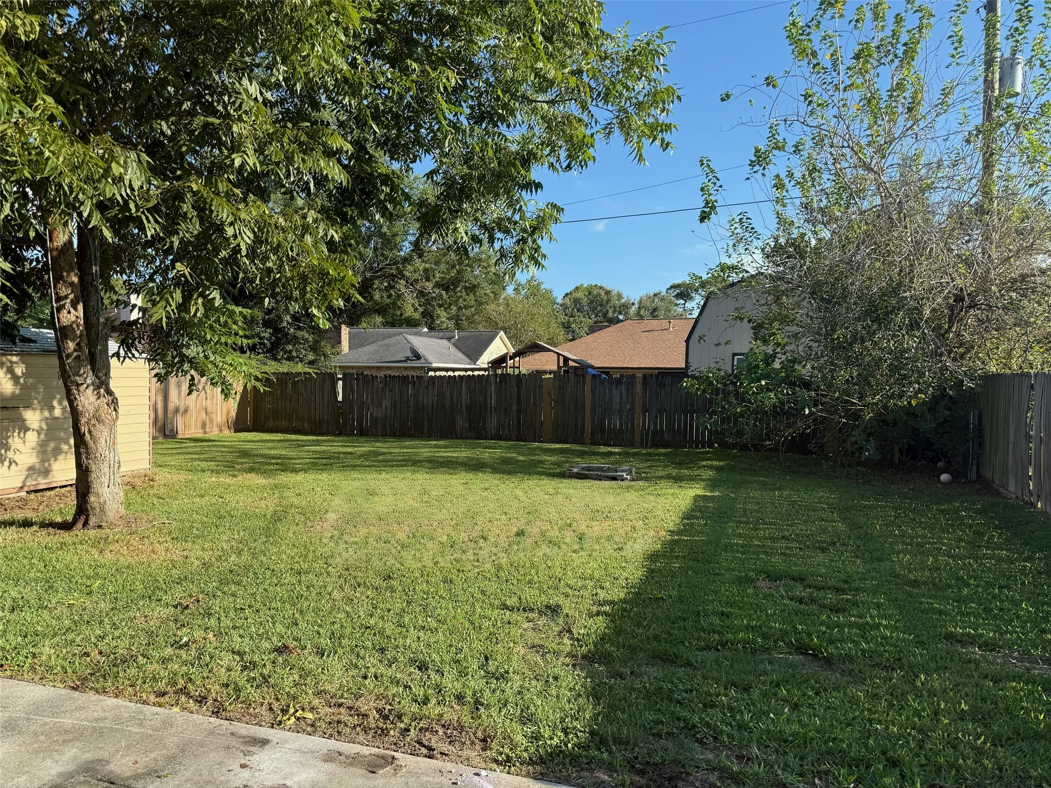 9 Alexander Court Angleton, TX 77515 - Photo 13 of 13 Gallery Image 13
