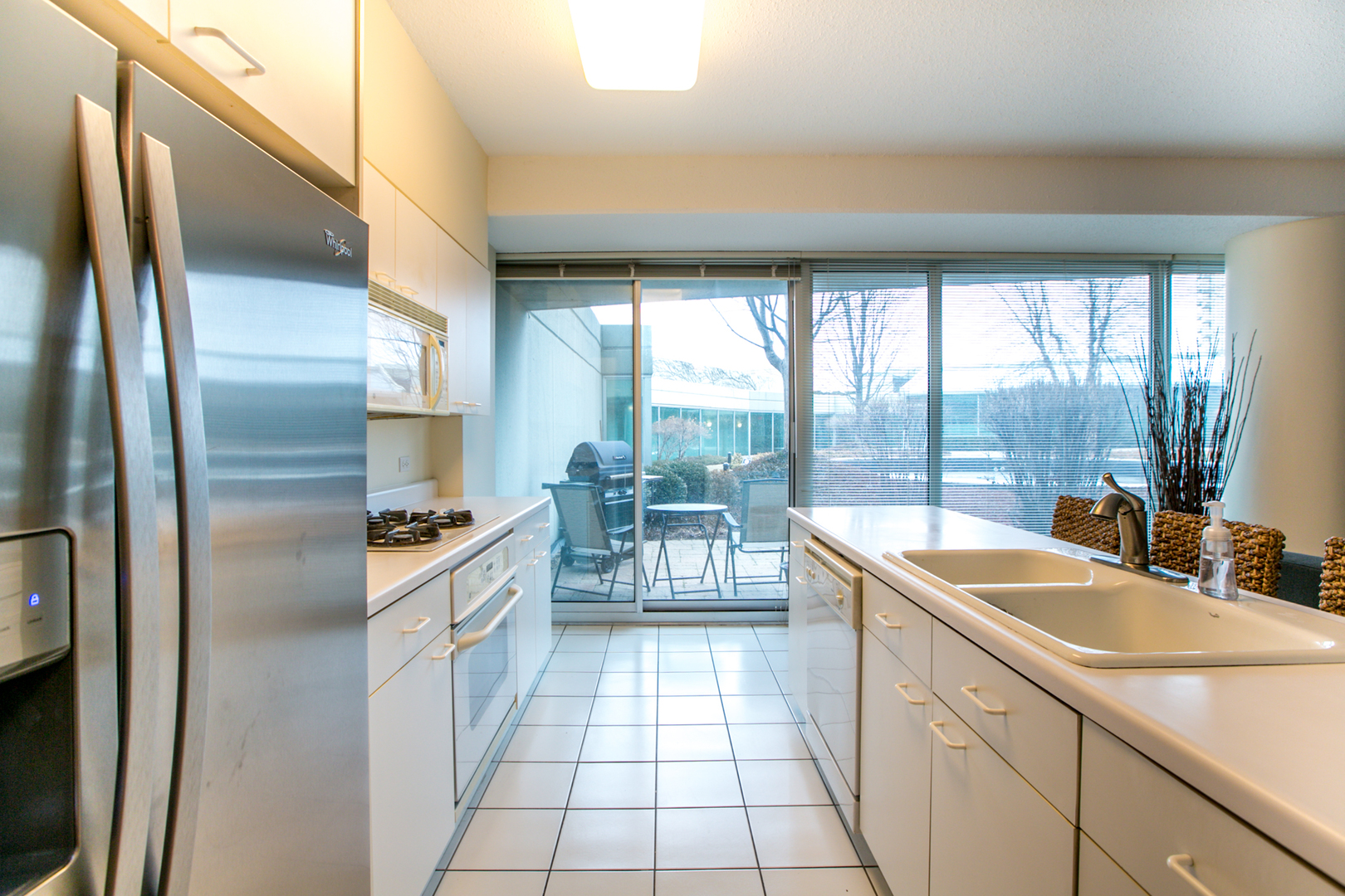 1720 Maple Avenue, Unit 407 Evanston, IL 60201 - Photo 5 of 16