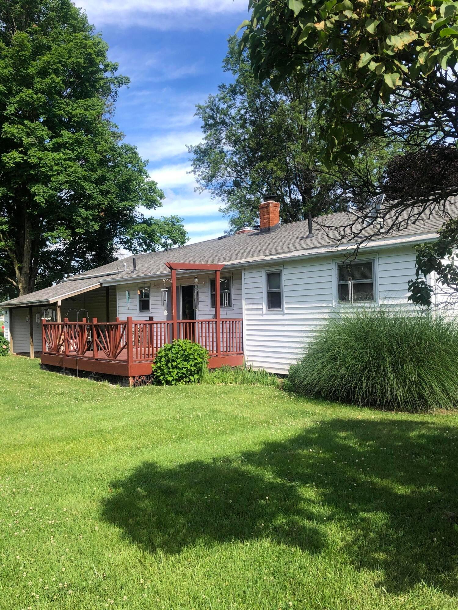 10047 Loop Road Millersport, OH 43046 - Photo 3 of 14 1000000917
