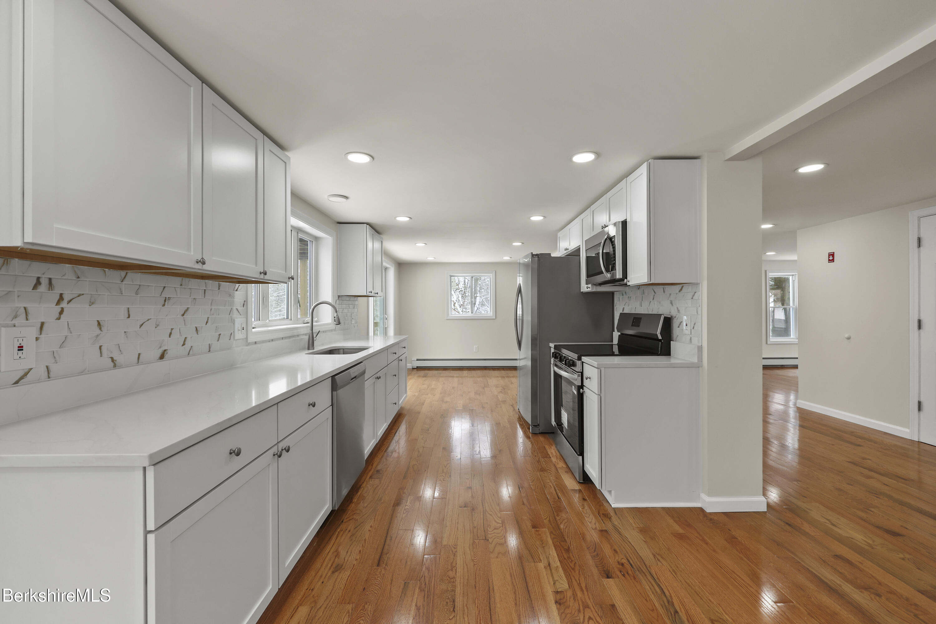 738 River Road Clarksburg, MA 01247 - Photo 21 of 48 Kitchen