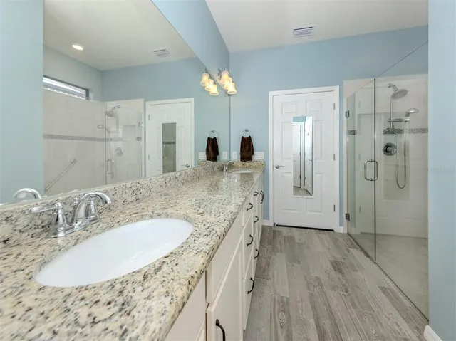 $565,000 | 13678 Yelma Street, Venice, FL 34293