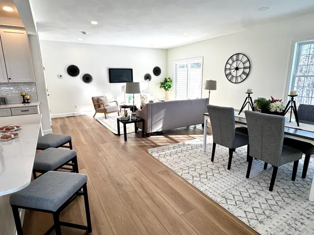 $595,000 | 33 B Griffin Road, Hudson, NH 03051