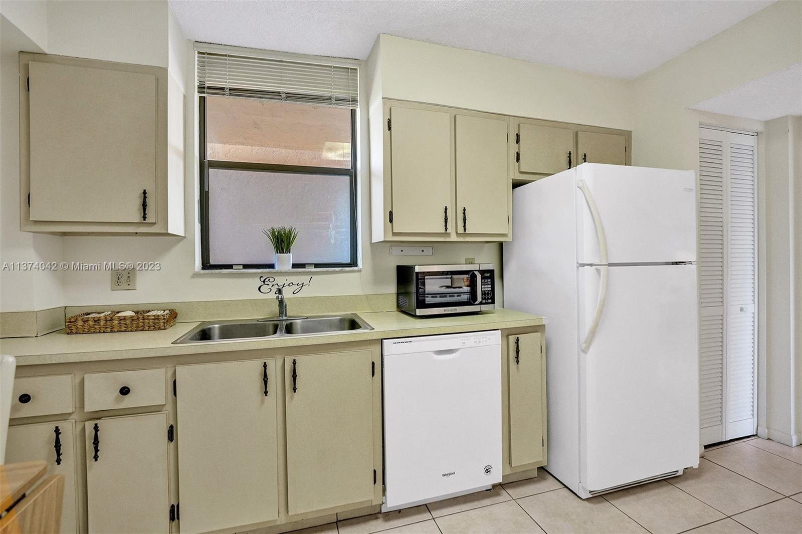 955 Dotterel Road, Unit 2406 Delray Beach, FL 33444 - Photo 7 of 29 Gallery Image 7