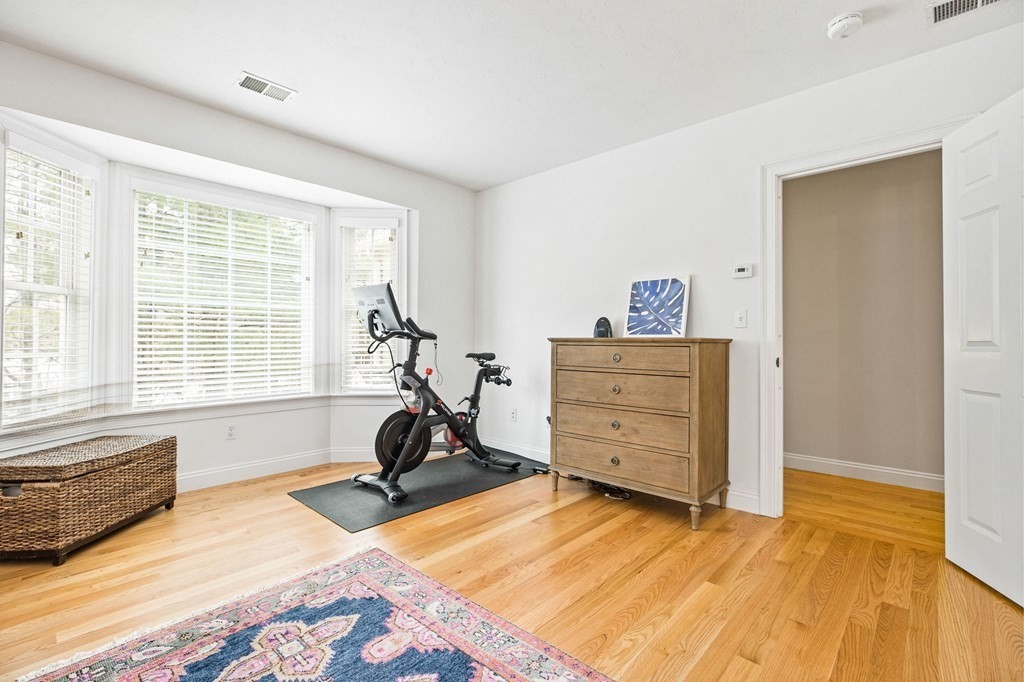 28 Hope Road Hingham, MA 02043 - Photo 14 of 23