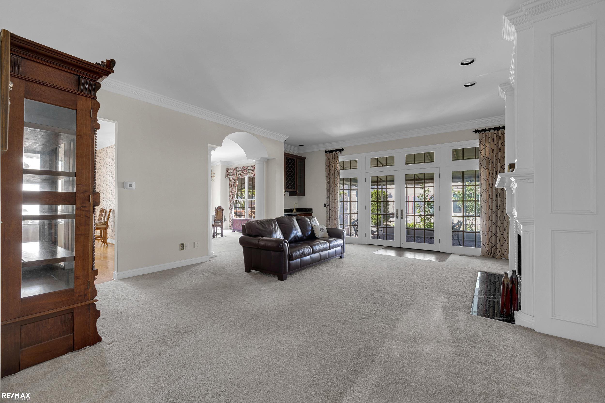 895 Bishop Road Grosse Pointe Park, MI 48230 - Photo 9 of 57