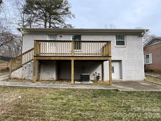 $1,325 | 1624 Eastway Drive, Charlotte, NC 28205