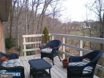 408 Snuff Mill Road Wilmington, DE 19807 - Photo 11 of 12 Deck