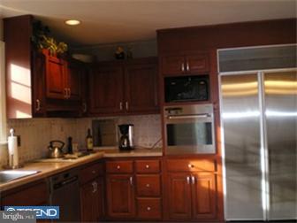 408 Snuff Mill Road Wilmington, DE 19807 - Photo 6 of 12 Kitchen