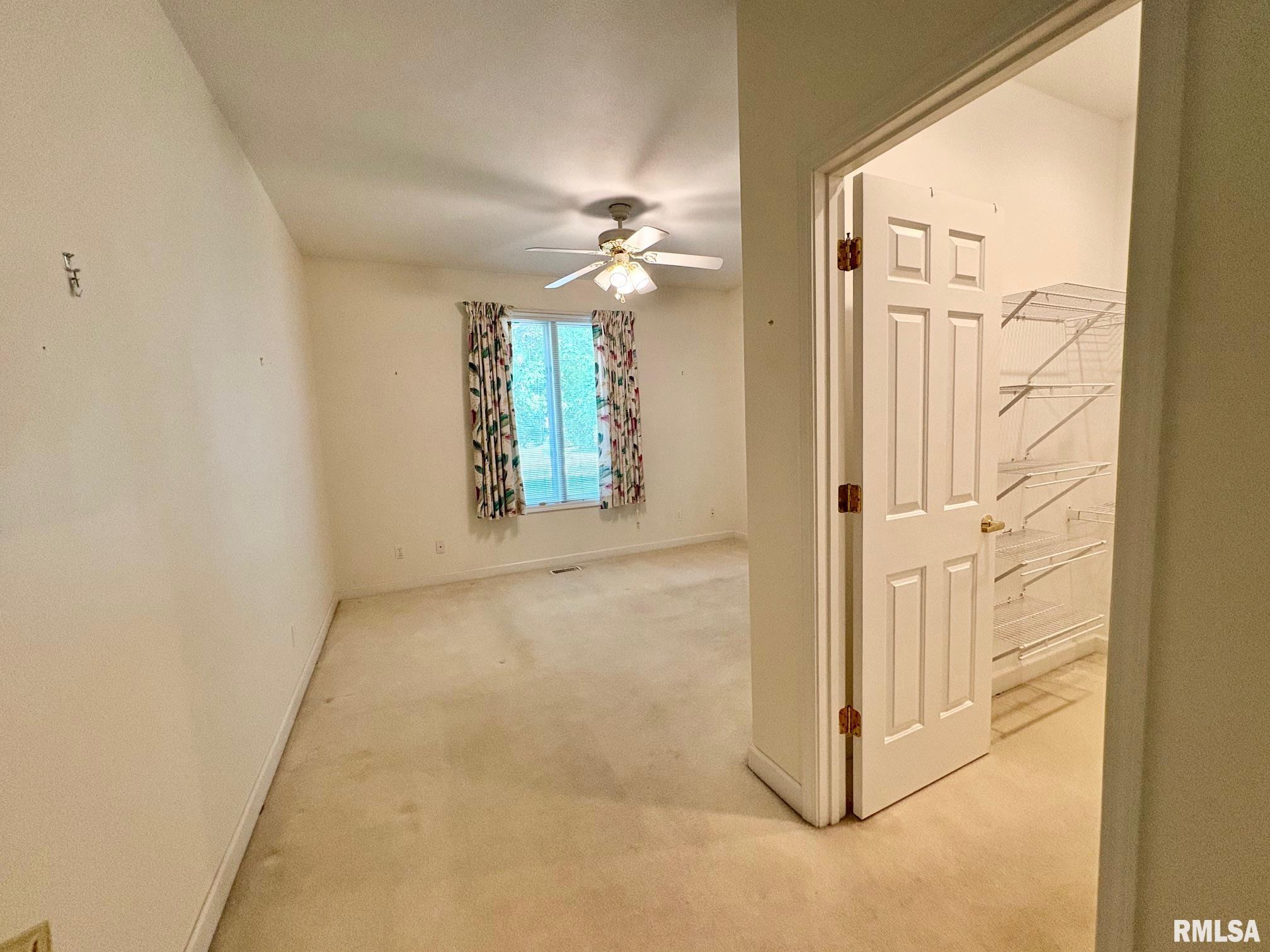 112 Interlacken Road Springfield, IL 62704 - Photo 20 of 38