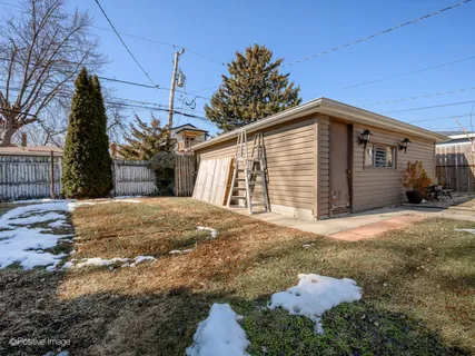 $289,900 | 1510 Gunderson Avenue, Berwyn, IL 60402