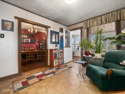 $289,900 | 1510 Gunderson Avenue, Berwyn, IL 60402