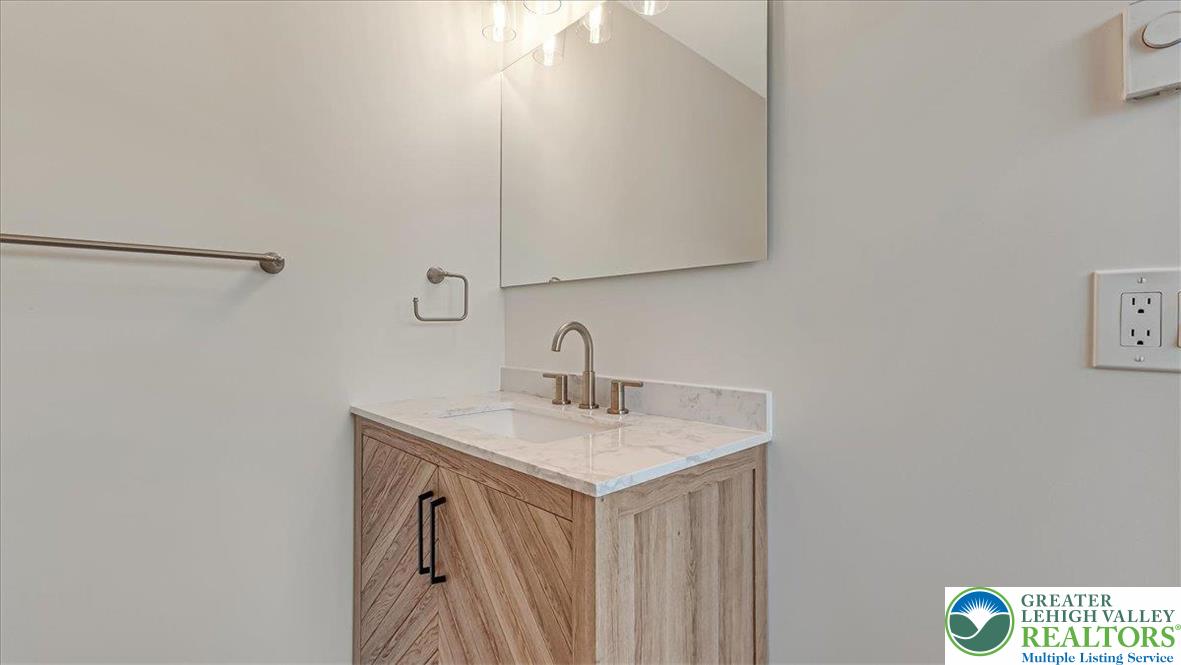 960 Yorkshire Road Bethlehem, PA 18017 - Photo 22 of 47 Gallery Image 22
