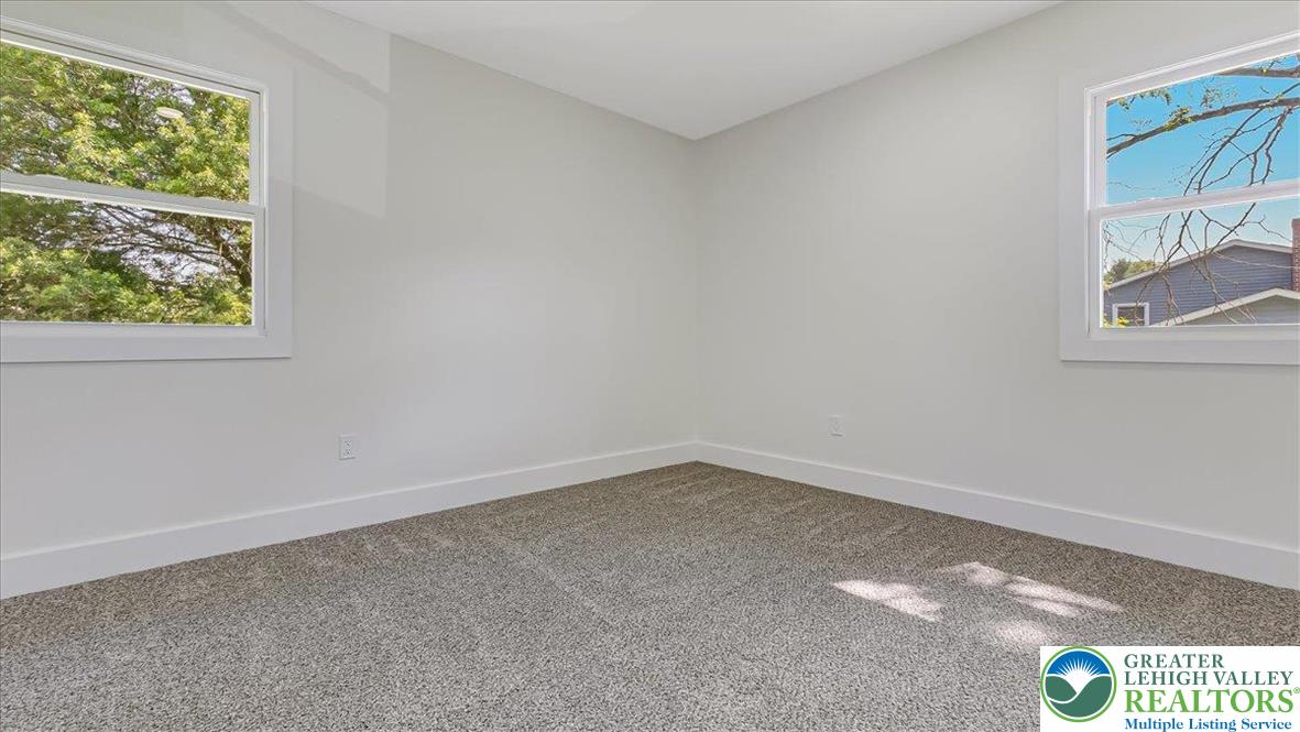 960 Yorkshire Road Bethlehem, PA 18017 - Photo 29 of 47 Gallery Image 29