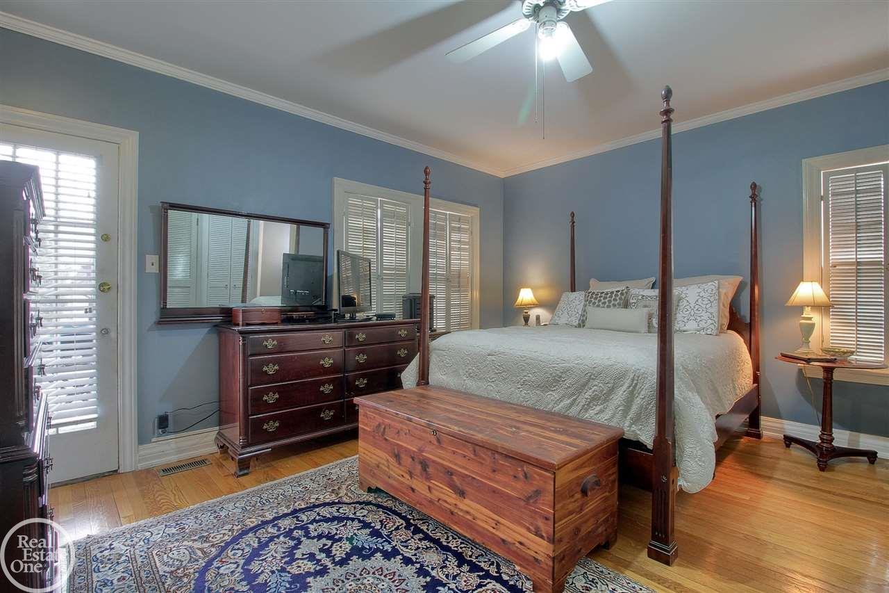 832 Trombley Road Grosse Pointe Park, MI 48230 - Photo 20 of 52