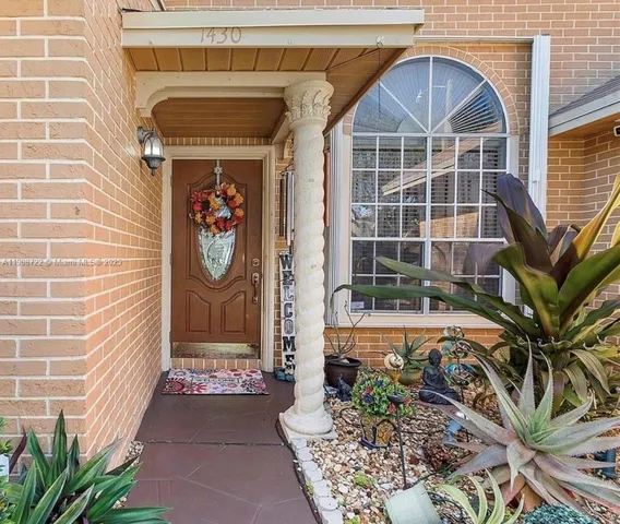 $3,500 | 1430 Southwest 85th Terrace, Unit 1430, Pembroke Pines, FL 33025