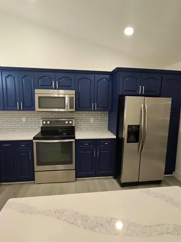 $3,500 | 1430 Southwest 85th Terrace, Unit 1430, Pembroke Pines, FL 33025