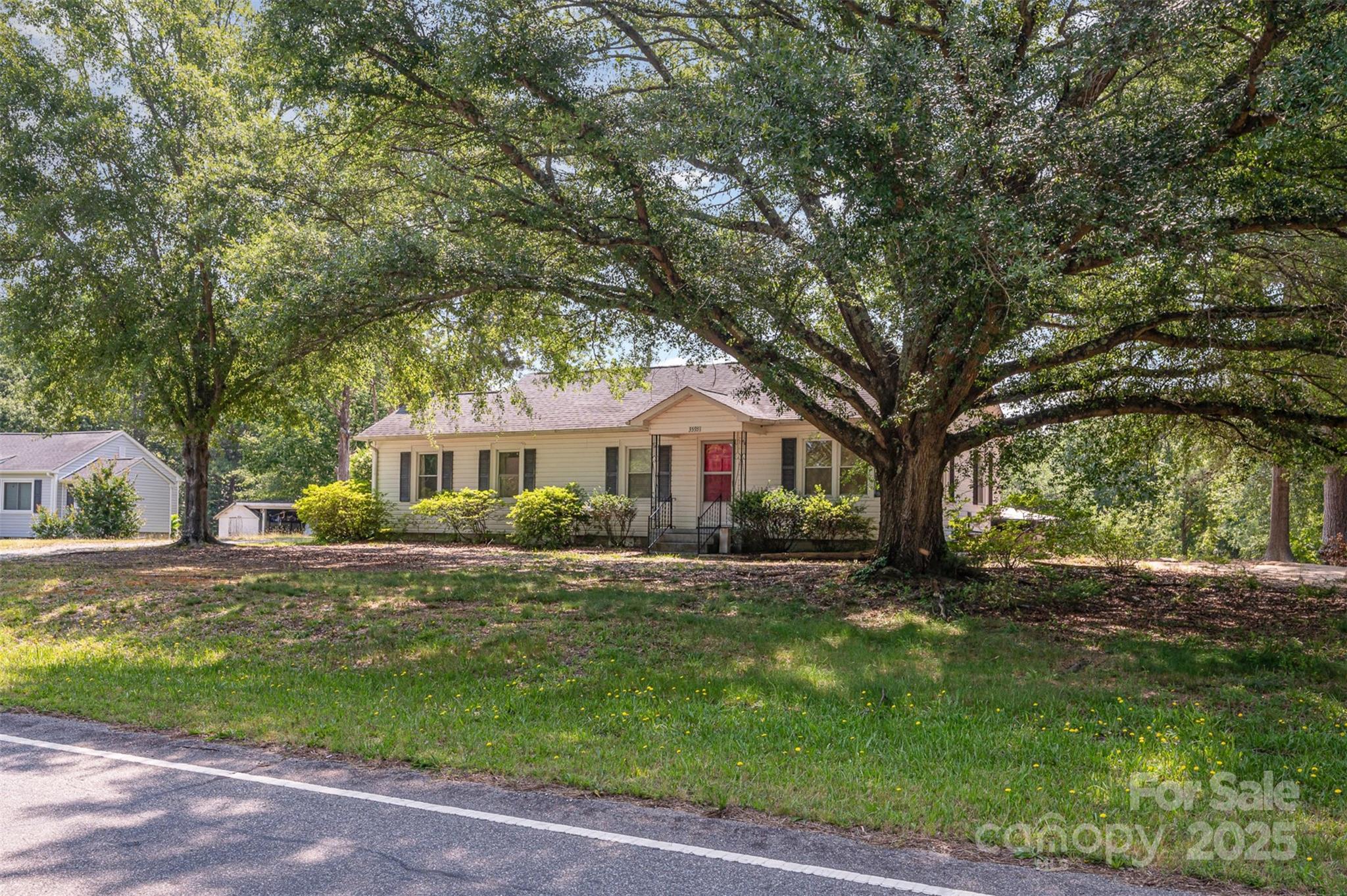 3595 Mt Holly Road Edgemoor, SC 29712 - Photo 3 of 29 Gallery Image 3