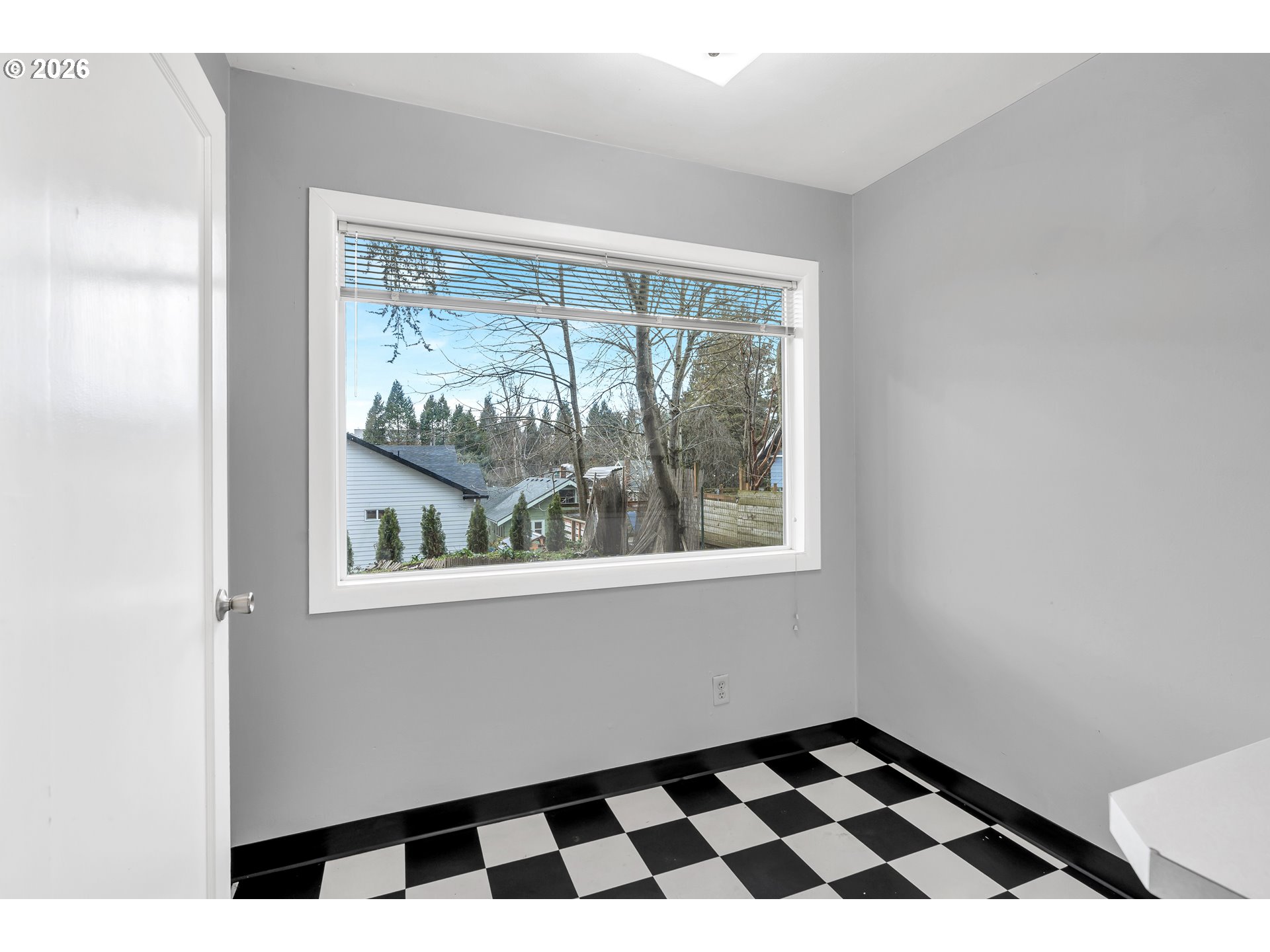 1323 Northeast 47th Avenue Portland, OR 97213 - Photo 11 of 34